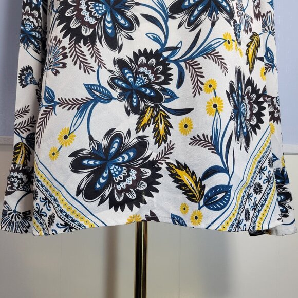 Liz Claiborne Career Extra Large Blue Yellow Floral Round Neck Longsleeve Blouse - Picture 3 of 9